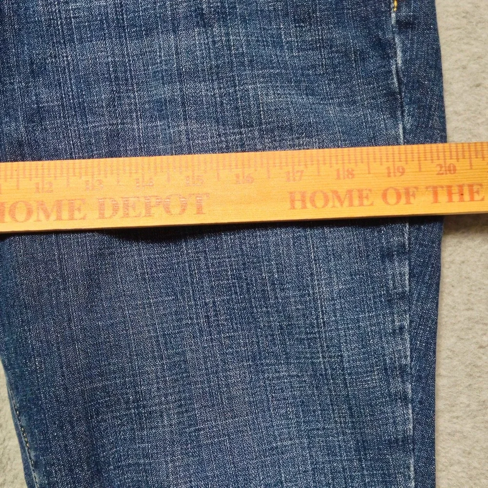 Levis levis 515